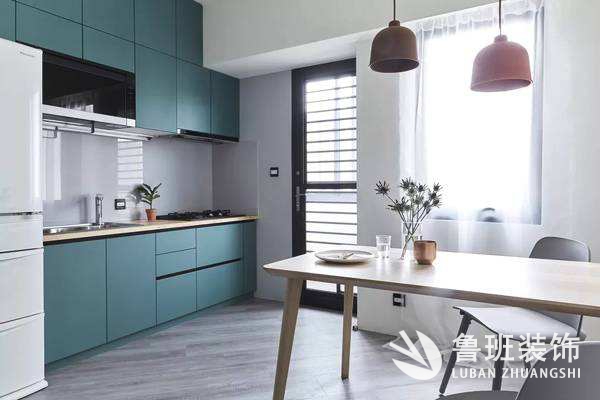 謹(jǐn)防櫥柜“貓膩” 櫥柜定制必須要問的六個(gè)問題