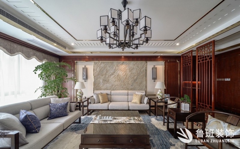 裝修找游擊隊和裝修公司哪個好？如何選擇裝修公司？